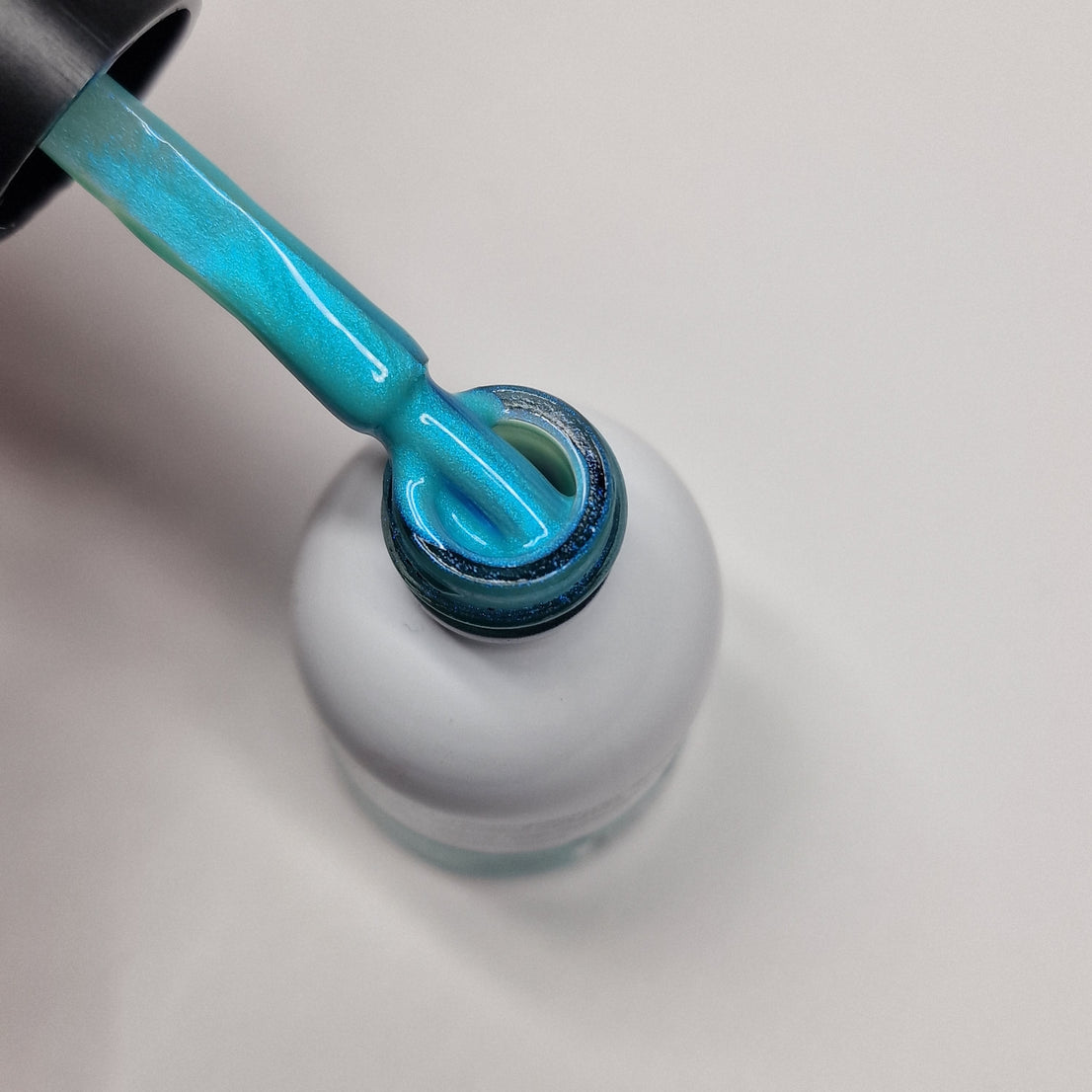 Gel polish 