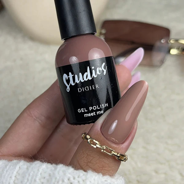 Esmlate Semipermanente Studios - Meet me - Libre de HEMA y TPO | Didier Lab - 8ml