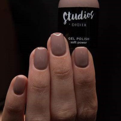Esmalte semipermanente Studios - Soft power | Didier Lab - 8ml